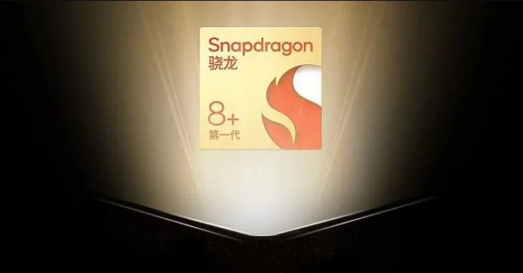 Motorola Razr 3 with the latest Snapdragon 8+ Gen1 SoC has been officially confirmed.